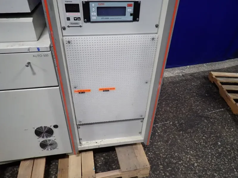 EDWARDS VACUUM COATING SYSTEM  -  AUTO 500