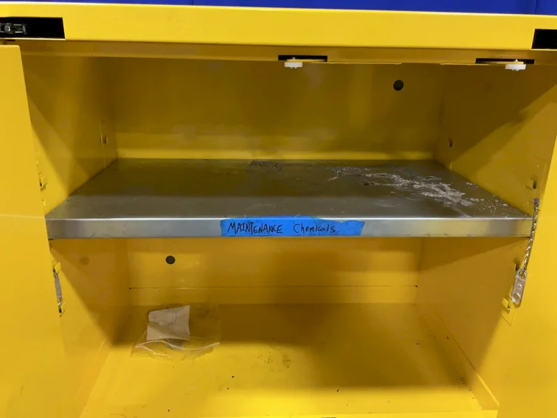 ULINE 22 GAL. FLAMMABLE LIQUID STORAGE CABINET  -  H-4177S-Y
