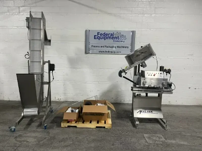 ACCUTEK BOTTLE LIQUID FILLING LINE  -  AVF 10