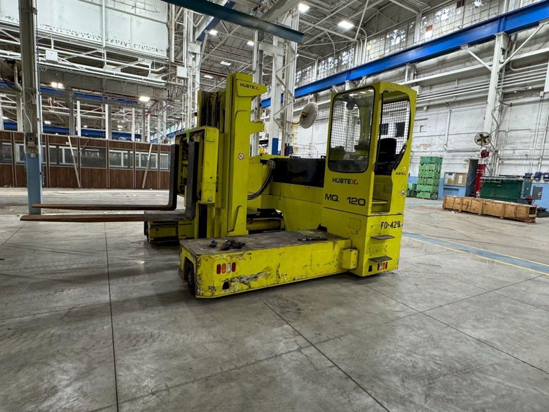 Hubtex MQ120 Series  25K Capacity Electric Side Loader W/ New Battery