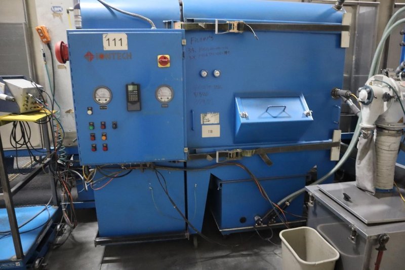 Parker Ionics GX7000M Automated Powder Coating Booth with 24" Wide x 48" High Windows and Top Chain Slot- Auction Item