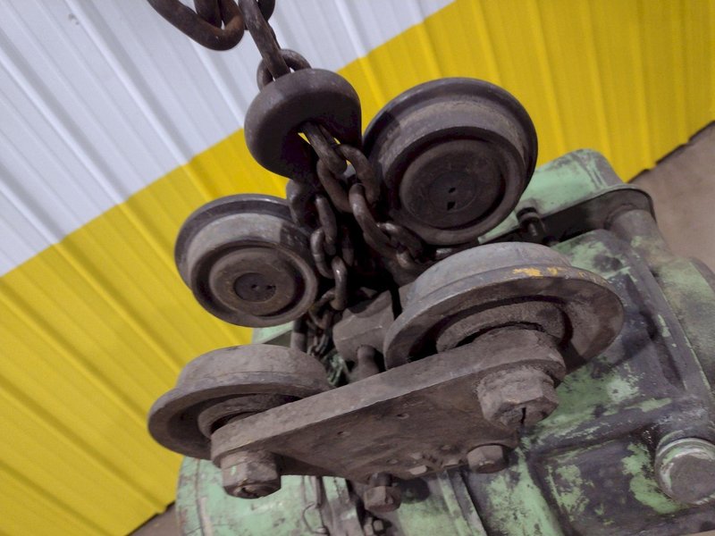 2000 LB 1 TON P&amp;H MODEL ZIP LIFT CABLE HOIST: STOCK #18897