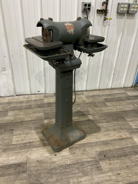 1/2 HORSEPOWER DELTA ROCKWELL DOUBLE END CARBIDE GRINDER: STOCK #80355