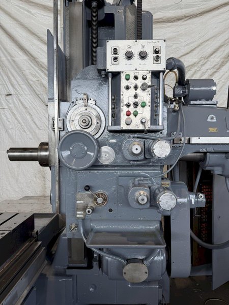 4" DEVLIEG 4H-60 SPIRAMATIC HORIZONTAL BORING MILL. STOCK # 0220326