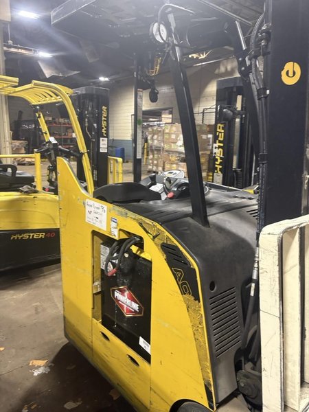 Yale ESC040AD 4,000 lb Electric Stand-Up Forklift, 2020 – 36 V – Warehouse Ready