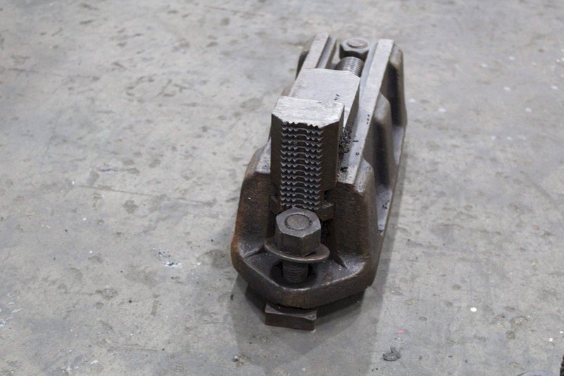 7-1/2&#039; X 2-1/2&#039; CHUCK JAWS: STOCK 72353