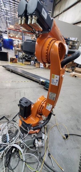 Kuka KR20 R1810-2, 2020