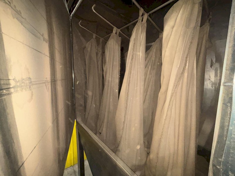 30&quot; x 68&quot; LS INDUSTRIES SHOT BLAST MACHINE WITH DUST COLLECTOR, FOR PROPANE TANKS: STOCK #22767