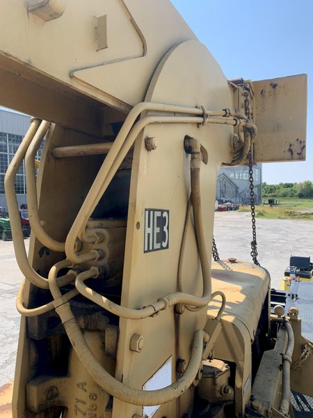 BLH AUSTIN WESTERN 410-SR HYDRAULIC BOOM CRANE. STOCK #0363724