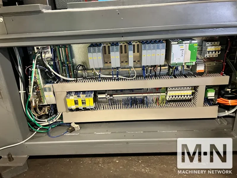 110 TON 3.7 OZ KRAUSS MAFFEI MODEL 100-180AX ELECTRIC INJECTION MOLDING MACHINE MFG 2011 SERIAL # 61015143