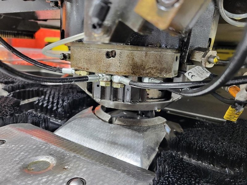 1999 Trumpf Trumatic 600L Combination Punch / Laser Cutting System (#5070)