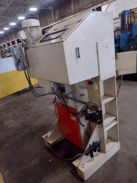 33 TON WATERBURY FARREL MODEL 33S HYDRAULIC GAP FRAME PRESS: STOCK 17145