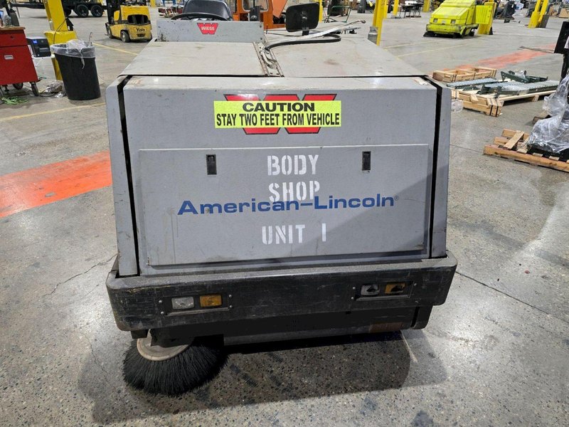 CLARKE 505-230 LP FLOOR SCRUBBER USED SLIGHT DAMAGE