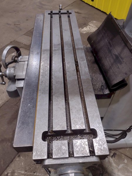 2 HP BRIDGEPORT SERIES 1 VARIABLE SPEED RAM STYLE KNEE MILL : STOCK #19924