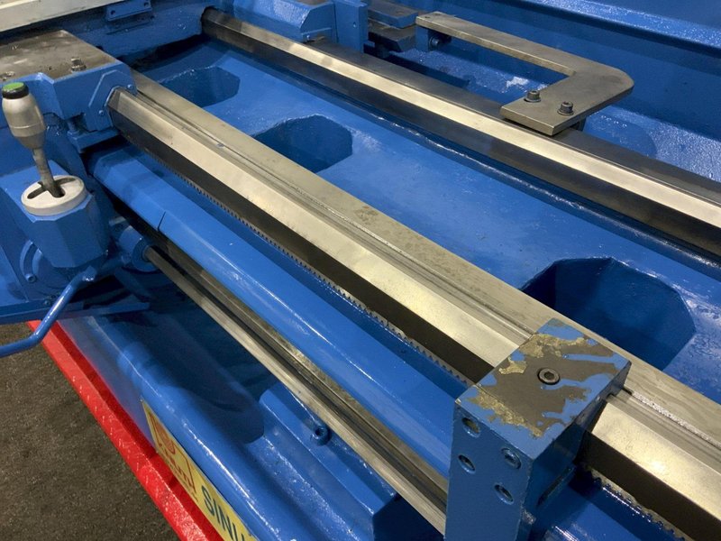 26" X 118" KNUTH MODEL SINUS 330/3000D GAP BED ENGINE LATHE: STOCK #80573