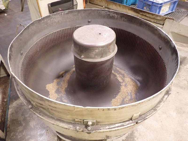 VIBRATORY DEBURRING SYSTEM: YOBRO #24298