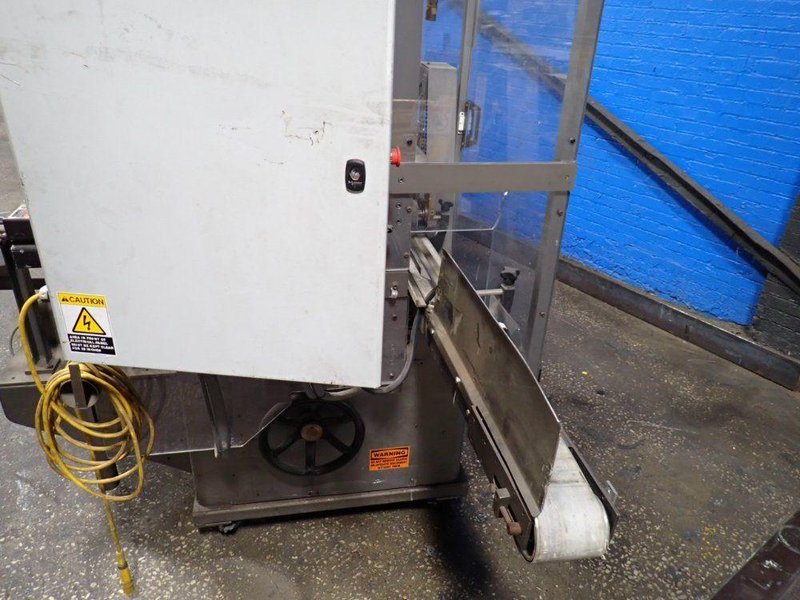 B.D. BRIGGS LLC CONSTANT MOTION VERTICAL CARTONING MACHINE  -  RAJ6
