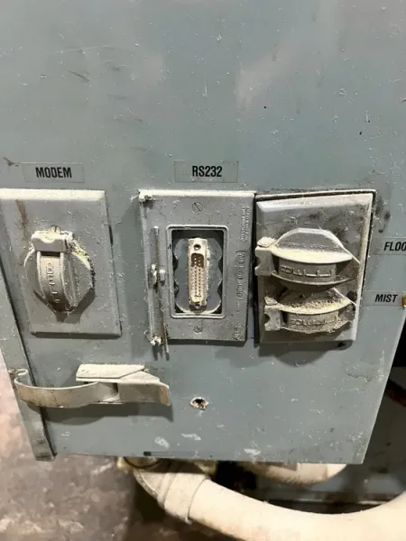 USED FADAL VMC 40 VERTICAL MACHINING CENTER