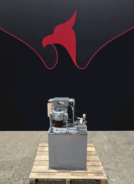 PARKER V24K0PAKN/10 1000PSI 20GAL 4GPM HYDRAULIC POWER UNIT USED