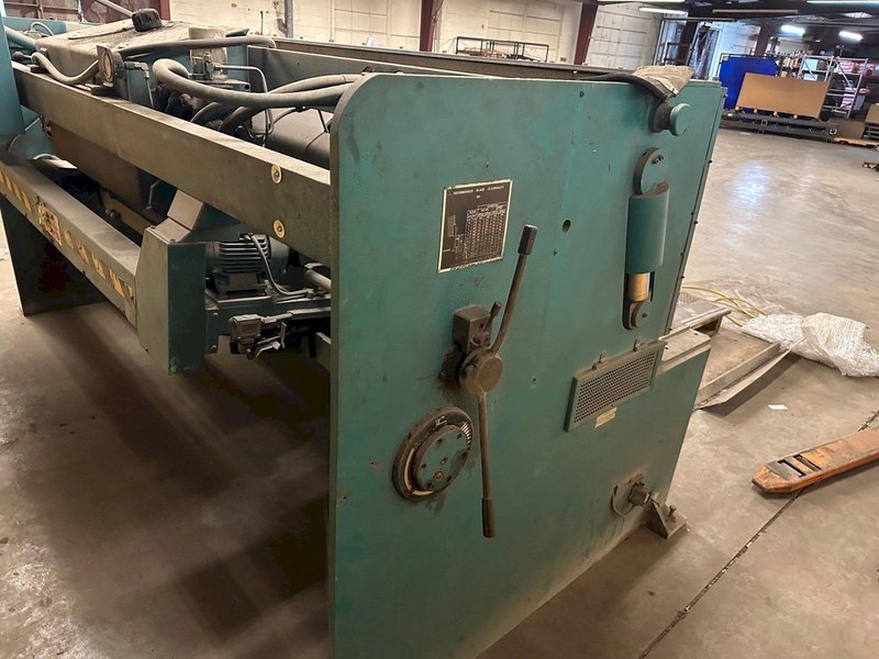 1/4″ x 10′ Adira GHS-0630 Hydraulic Power Squaring Shear, 1999 – Backgauge, Squaring Arm