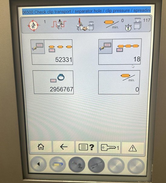 Poly-Clip System TSCA 160 Transfer Sealing Clip Automatic Sealing Clipping Machine Automatic adjustment clip pressure and displacer Automatic monitoring of clip and die (RFID)