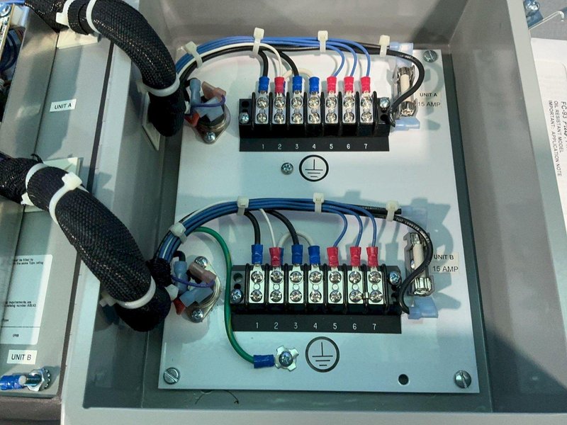 FORTVILLE FEEDERS FC-93 PLUS FEEDER CONTROL  -  121-8480