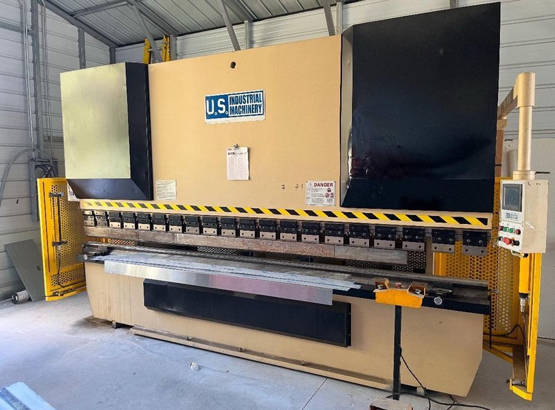 200 Ton x 13′ US Industrial USHB200-13AC Hydraulic Press Brake, 2007 – Backgauge