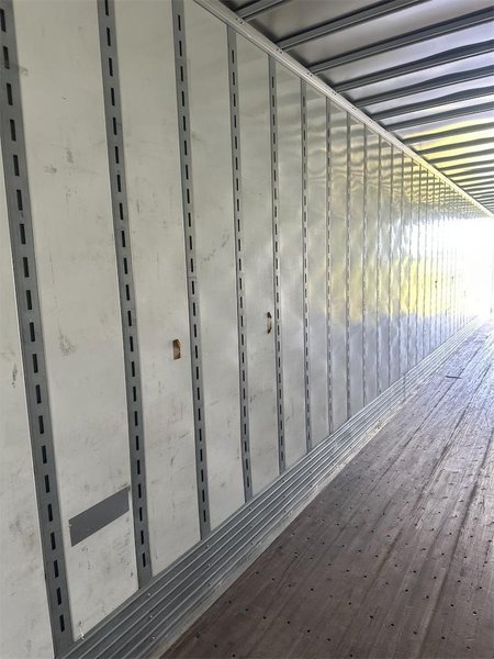 2023 Vanguard 53 x 102 5V8VA5329PM307079