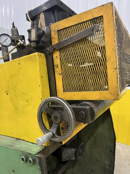 24&quot; BRATTAN MODEL #10H-250-24W-60D-13000 MOTORIZED COIL STRIP STRAIGHTENER: STOCK #20252