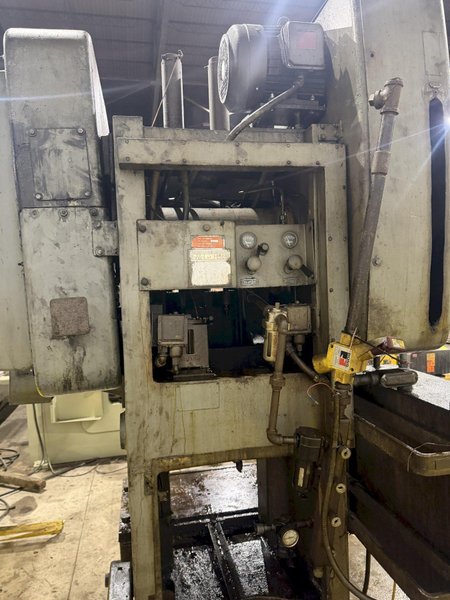 60 TON BLISS MODEL #C60 OBI PRESS 4" STROKE: YOBRO #24271