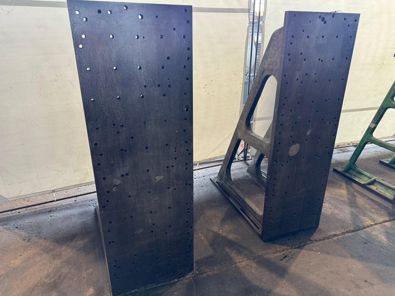 24&quot; WIDE X 72&quot; TALL X 48&quot; DEEP ANGLE PLATE SET. STOCK # 0364724