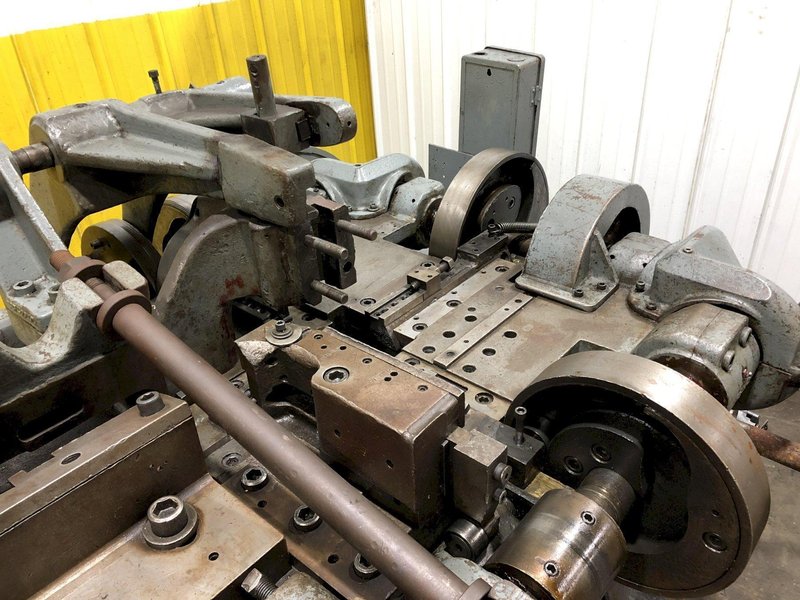 NILSON MODEL #S3F WIRE BENDING FOUR SLIDE MACHINE . STOCK # 1156722