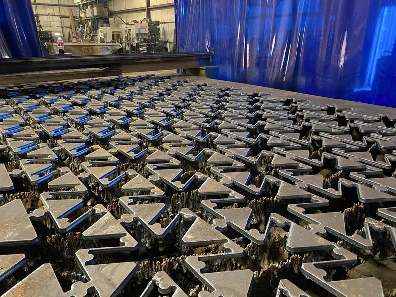 6′ x 12′ AKS CNC Plasma, 2008- XD Upgrade, Backup Computer, Dust Collector