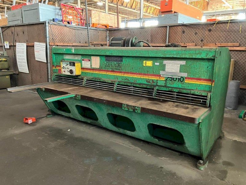 10&#039; X 1/4&quot; ACCURPRESS MODEL #825010 LP HYDRAULIC SHEAR: YOBRO #24451