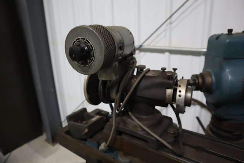 KO Lee Model BA900 Tool &amp; Cutter Grinder, B923G Head, 3/4 HP, Cabinet Base, Assorted Tooling- Auction Item