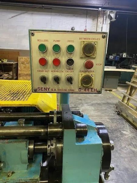Reed D44EH Cylindrical Thread Roller