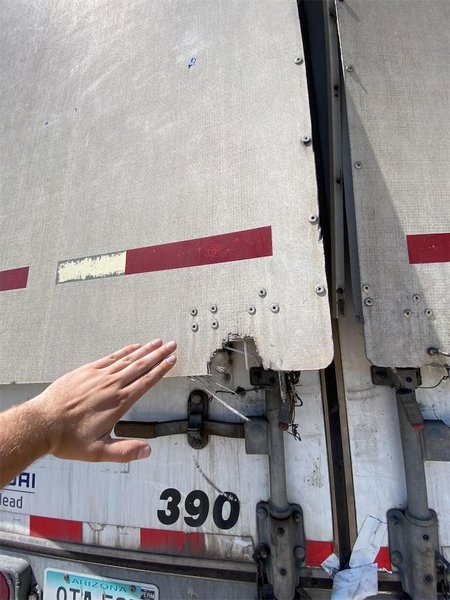 2016 Hyundai 53 x 102 3H3V532C2GT271013