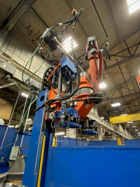 USED CLOOS HIGH PERFORMANCE DUAL STATION ROBOTIC WELDING CELL, Stock# 11012