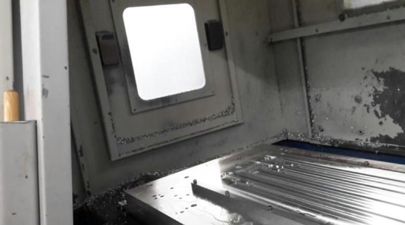 Doosan Daewoo DMV-4020LS Used CNC Vertical Machining Center For Sale -  2006