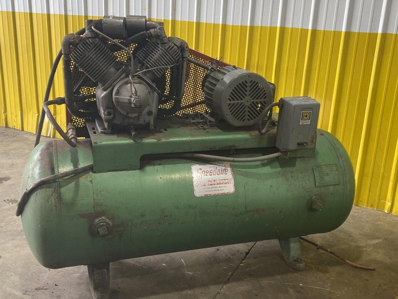7.5 HP SPEEDAIRE RECIPRICATING AIR COMPRESSOR WITH HORIZONTAL TANK: STOCK #16560