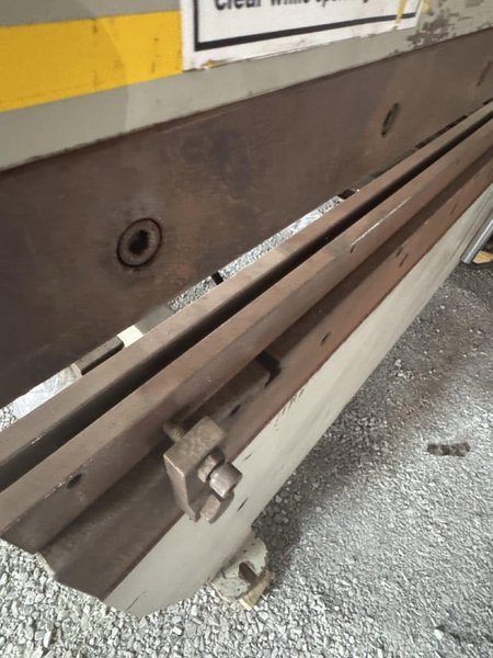 100 Ton x  8′ Accurpress 71008 Press Brake, 2003