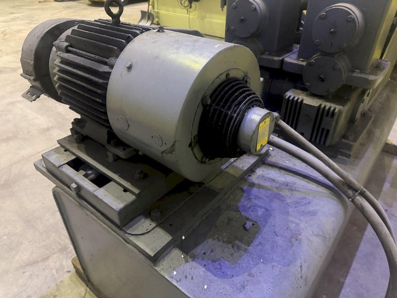 8" WIDE YODER 4-ROLL POWERED COIL FEEDER: YOBRO #24666