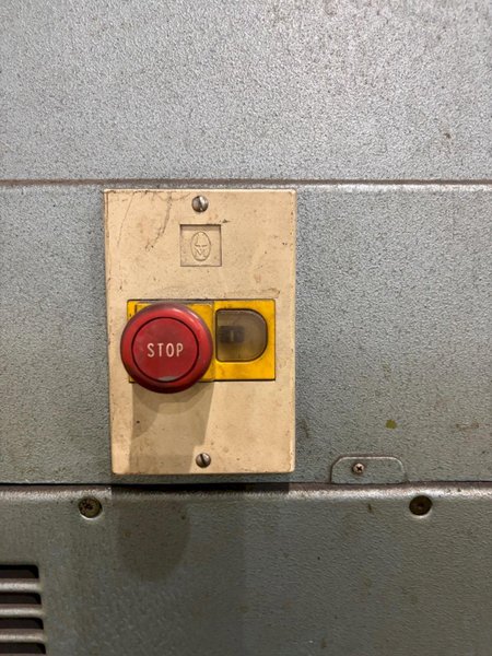 25" WILTON STRANDS MODEL #79208 SINGLE SPINDLE GEARED HEAD DRILL PRESS: YOBRO #24558