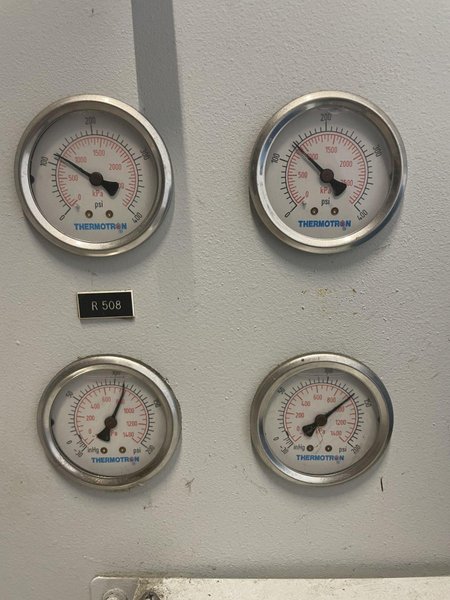 -73* TO 204* C 1999 THERMOTRON MODEL #SM-32C ENVIRONMENTAL TEST CHAMBER WITH HUMIDITY: STOCK #14739