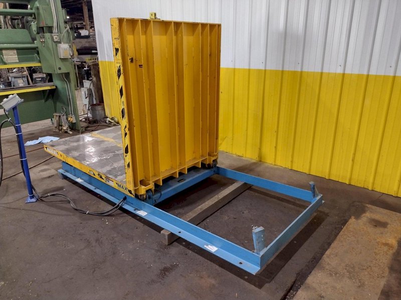 5,000 LBS X48"X 48" MAX MODEL #LPTT-UP-50-90 HYDRAULIC TILT UPENDER 90 DEGREE FLIP TABLE: YOBRO #25891