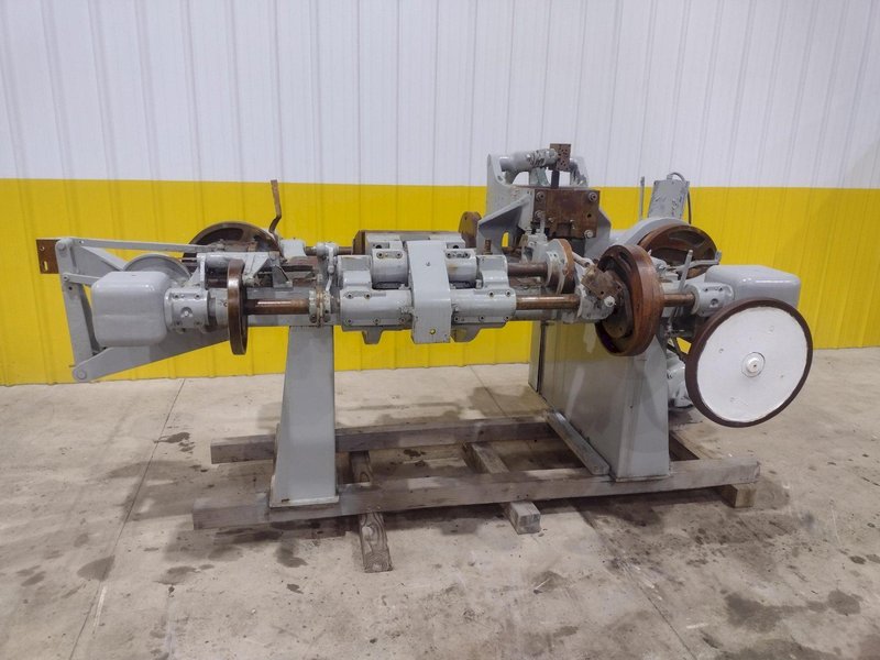 1/8&quot; WIRE &amp; 1&quot; STRIP BAIRD MODEL #2 4-SLIDE WIRE FORMING MACHINE: STOCK #21108