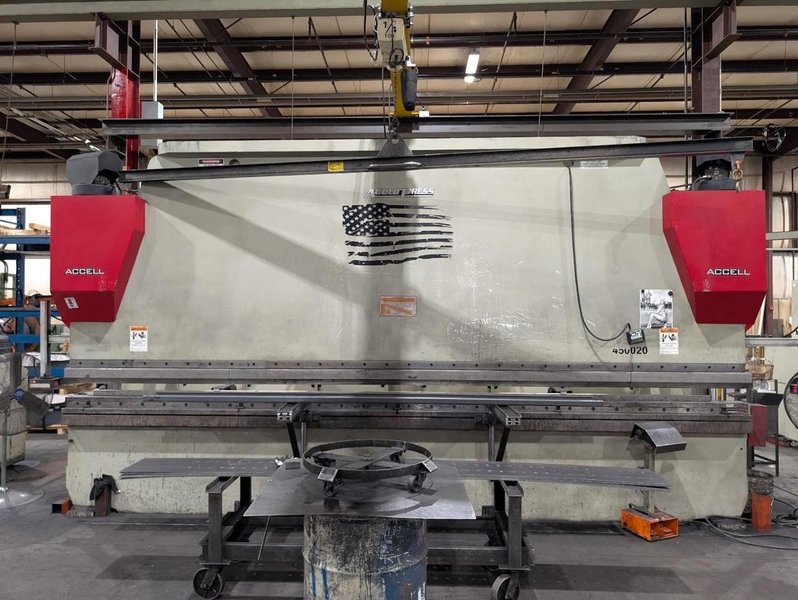 500 Ton x 20′ Accurpress 450020 CNC Press Brake, 2018 – Accel Package, 6 Axis Backgauge