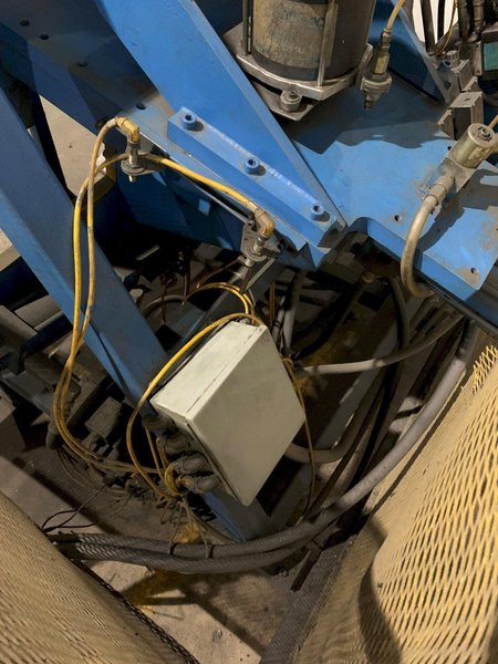 HI-TECH STRETCH PROFILE BENDER. STOCK # 0959523