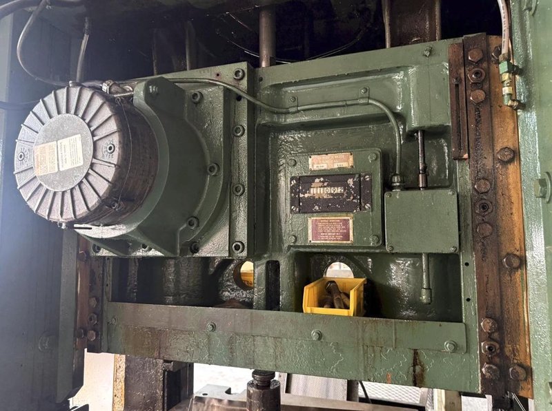 75 TON MINSTER P2-75-36 PIECE MAKER STRAIGHT SIDE HIGH SPEED PRESS. STOCK # 0980526