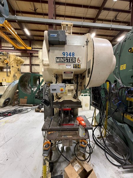 60-ton Minster #6SS Open Back Inclinable Geared Press For Sale, Year 1986